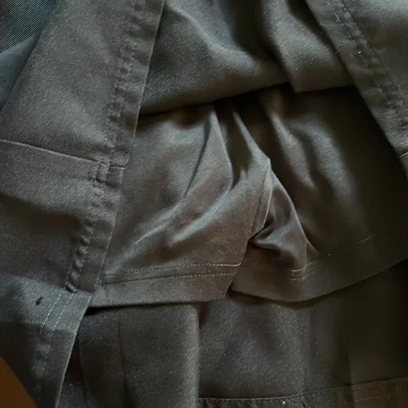 2 Girls Izod Uniform Skirts - Picture 5 of 5